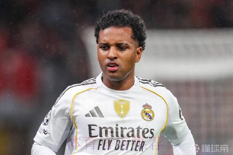 德天空：热刺引进罗德里戈传闻不实，没有依据